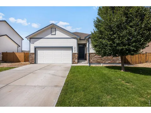 3622 Torch Lily Street