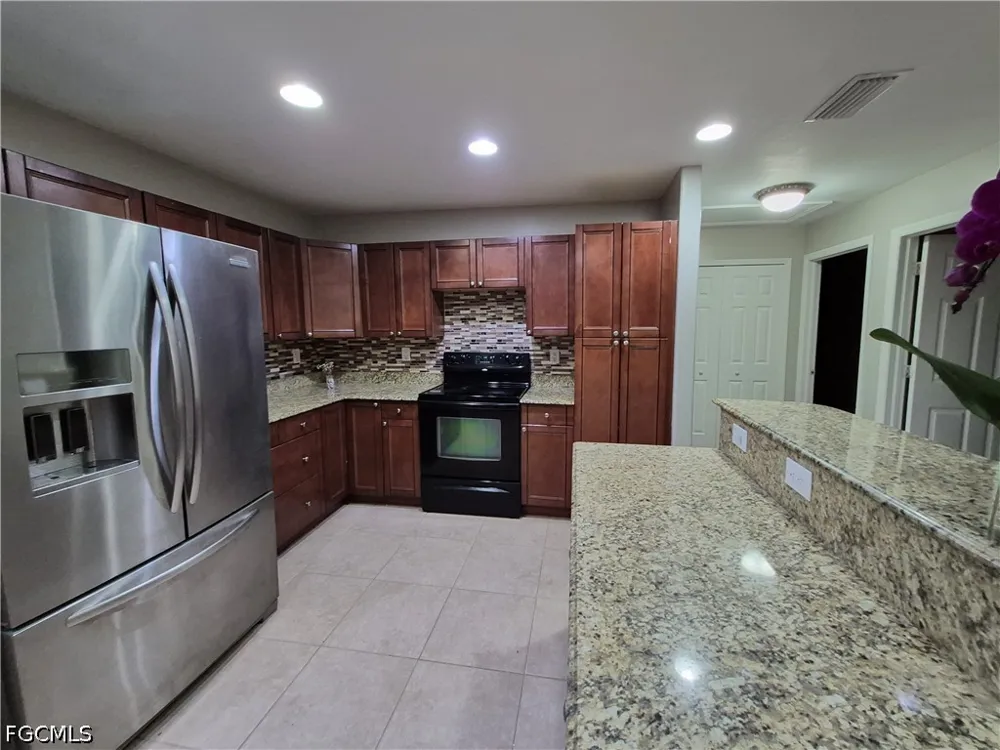 51st Street SW Lehigh Acres, FL 33976