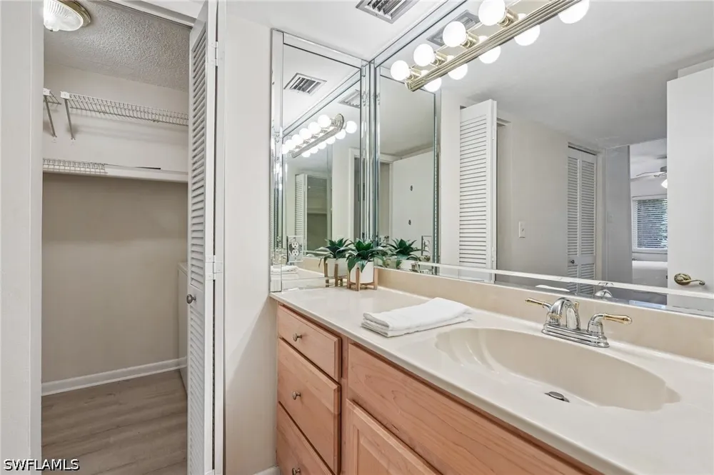 Palm Drive #5 Naples, FL 34112