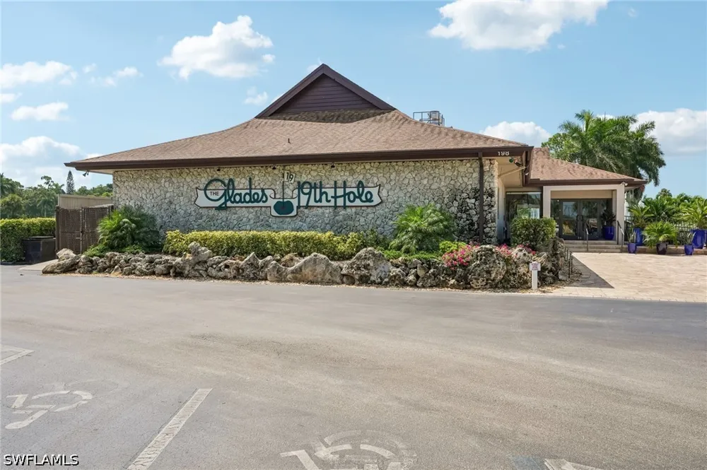 Palm Drive #5 Naples, FL 34112