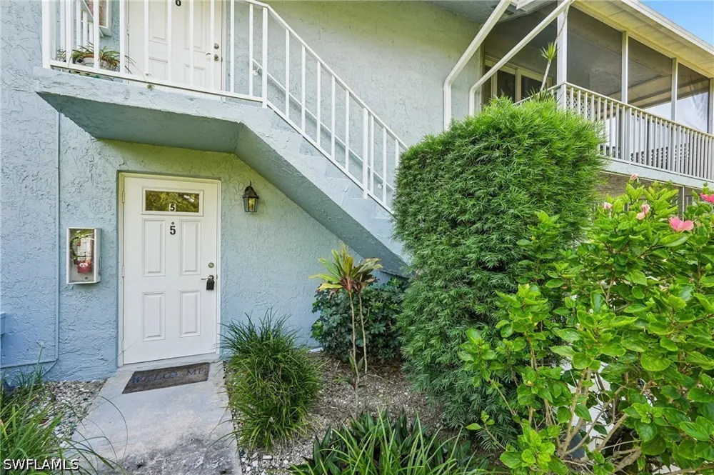 Palm Drive #5 Naples, FL 34112