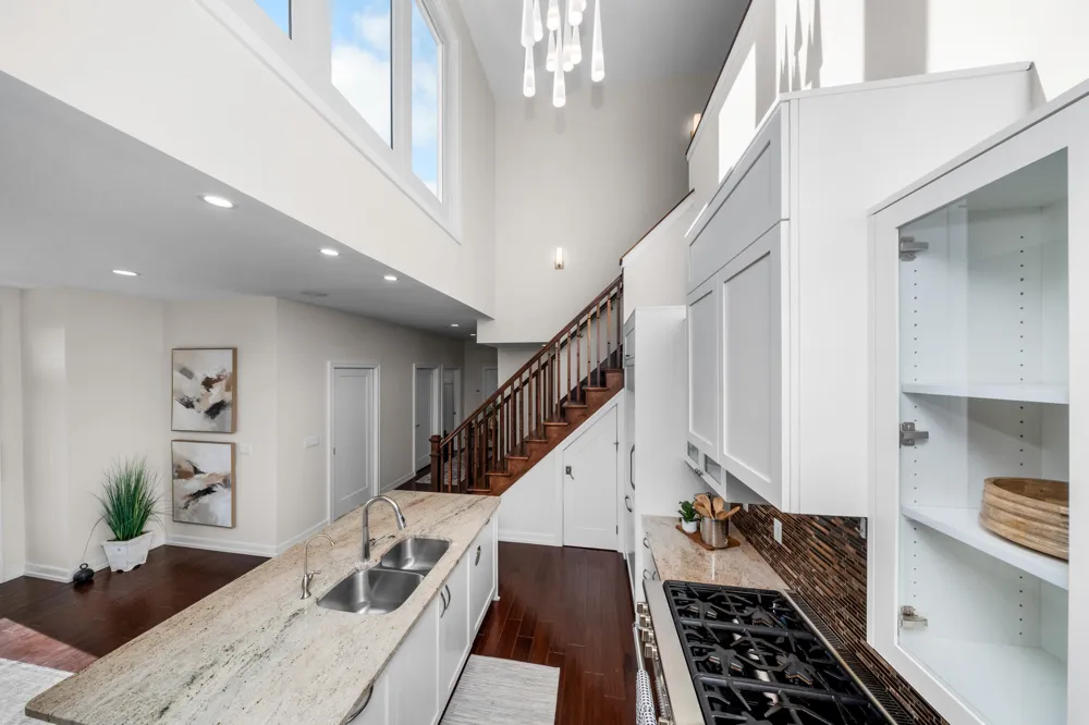 121 W Kingsley Street #502 Ann Arbor, MI 48103