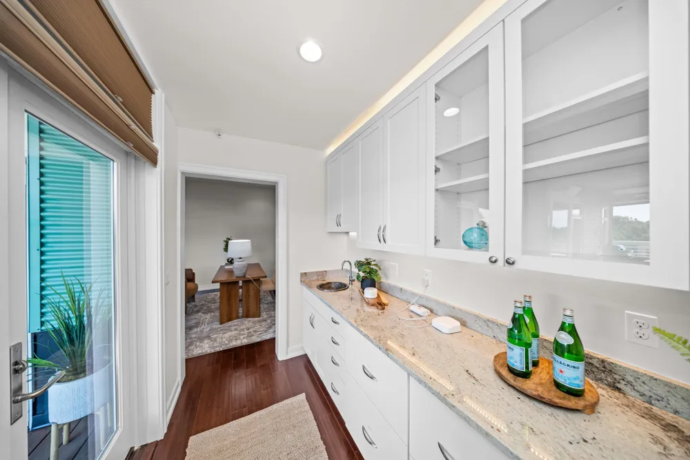 121 W Kingsley Street #502 Ann Arbor, MI 48103