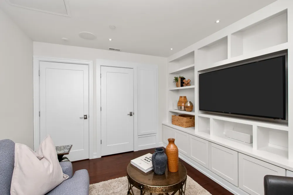 121 W Kingsley Street #502 Ann Arbor, MI 48103