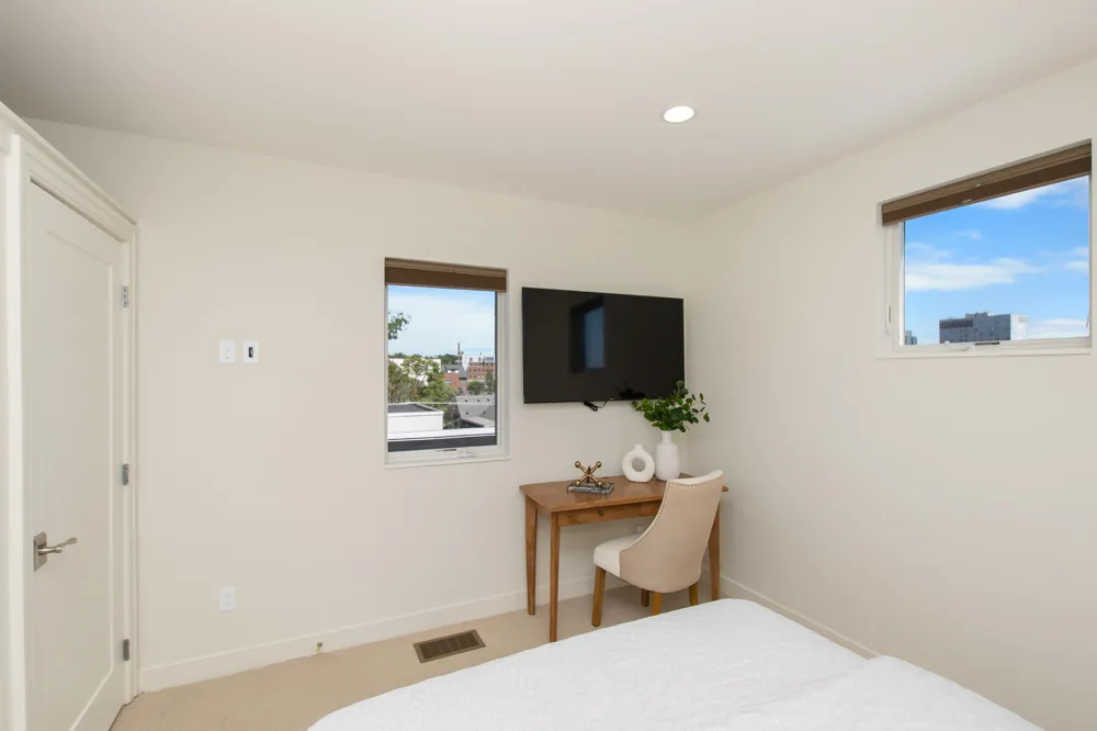 121 W Kingsley Street #502 Ann Arbor, MI 48103