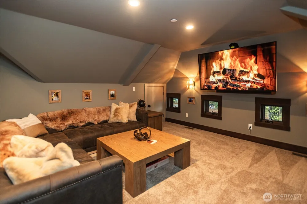 980 Larkspur Loop Cle Elum, WA 98922
