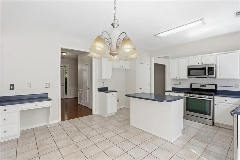 4320 Sugar Maple NW Acworth, GA 30101