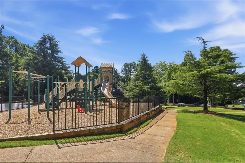 4320 Sugar Maple NW Acworth, GA 30101