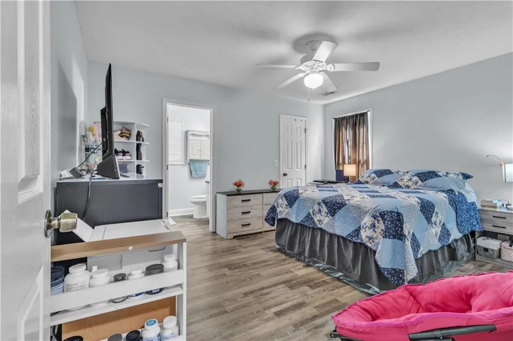 3877 Deaton Road Flowery Branch, GA 30542