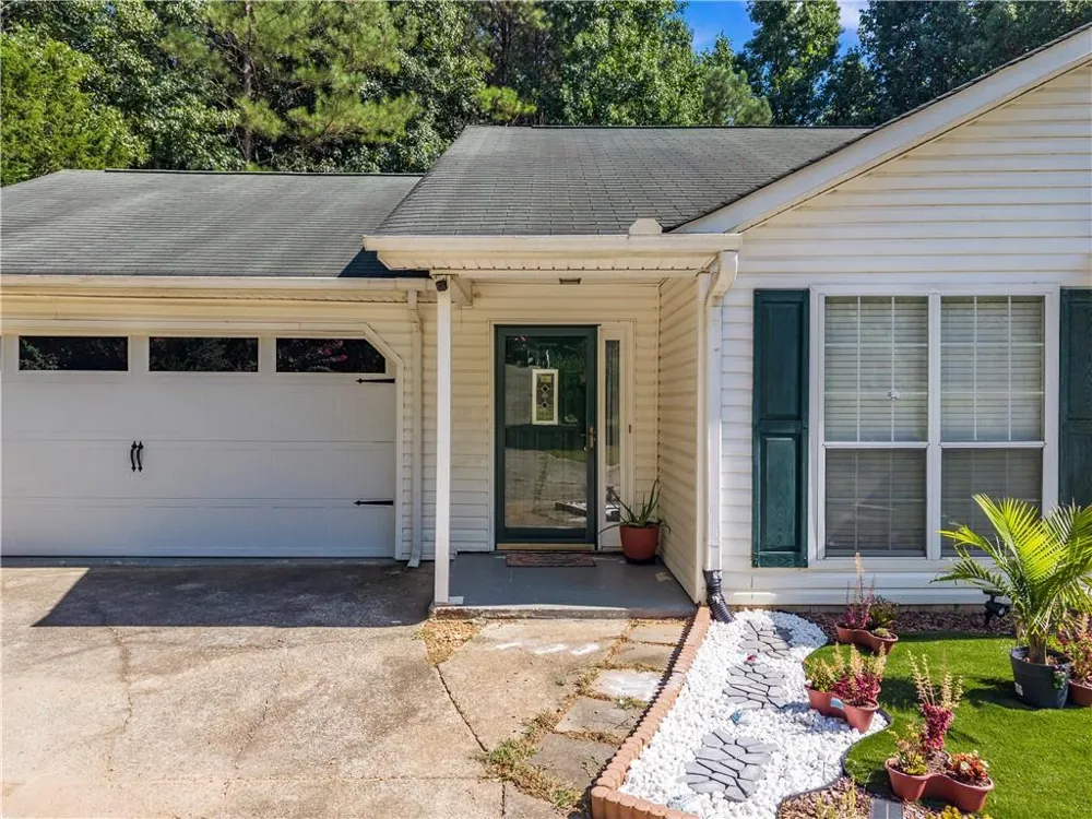 3877 Deaton Road Flowery Branch, GA 30542