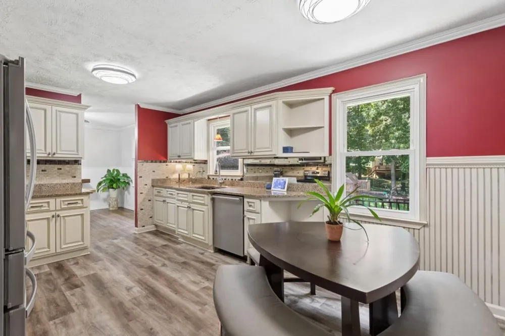 212 Simpson Drive NE Kennesaw, GA 30144