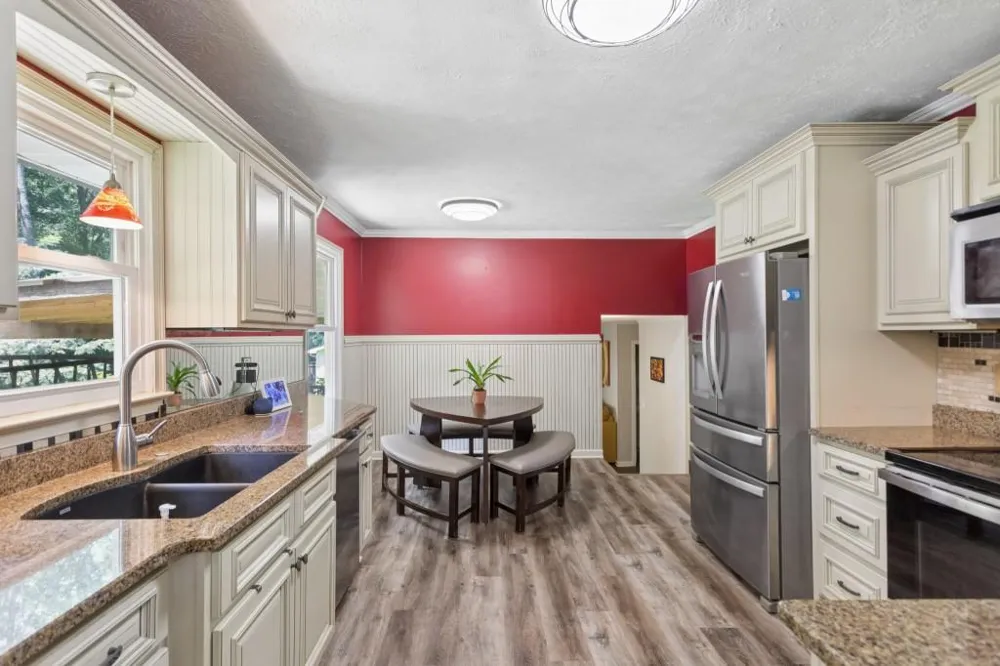 212 Simpson Drive NE Kennesaw, GA 30144