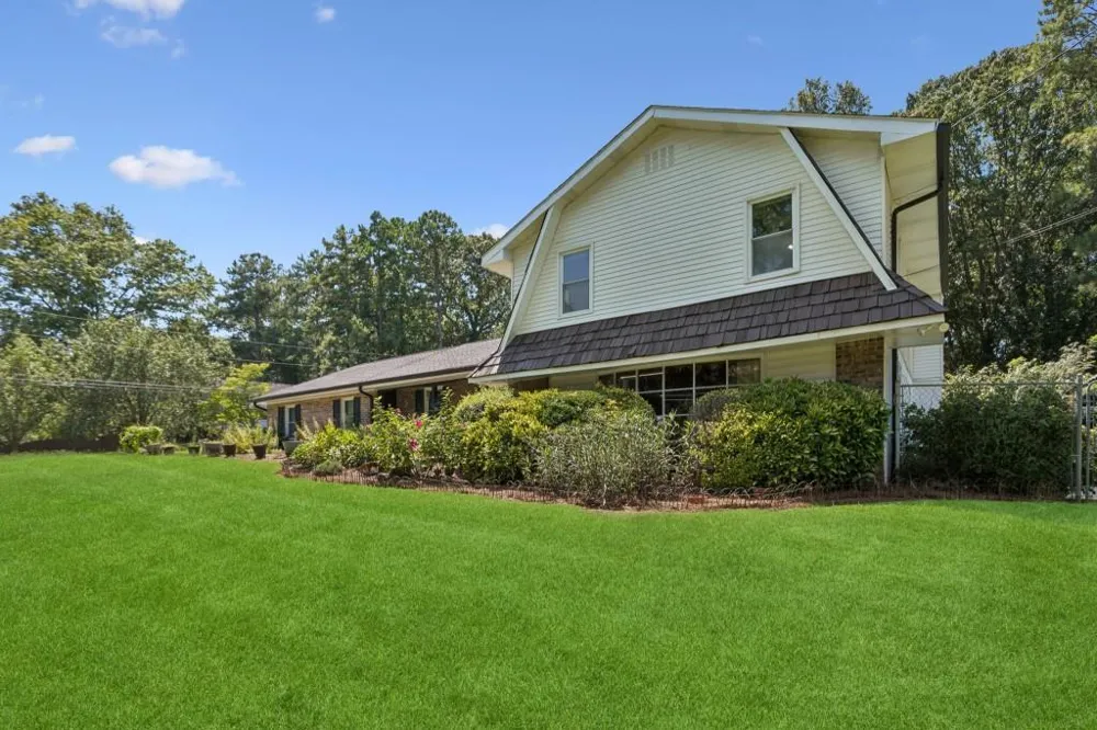212 Simpson Drive NE Kennesaw, GA 30144