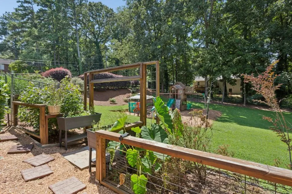212 Simpson Drive NE Kennesaw, GA 30144