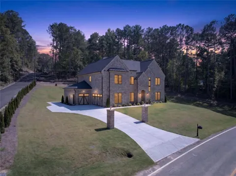 1557 Whitley Road