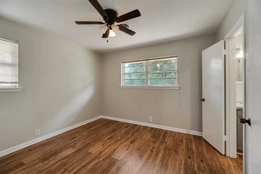 1716 Harris Street Gainesville, TX 76240