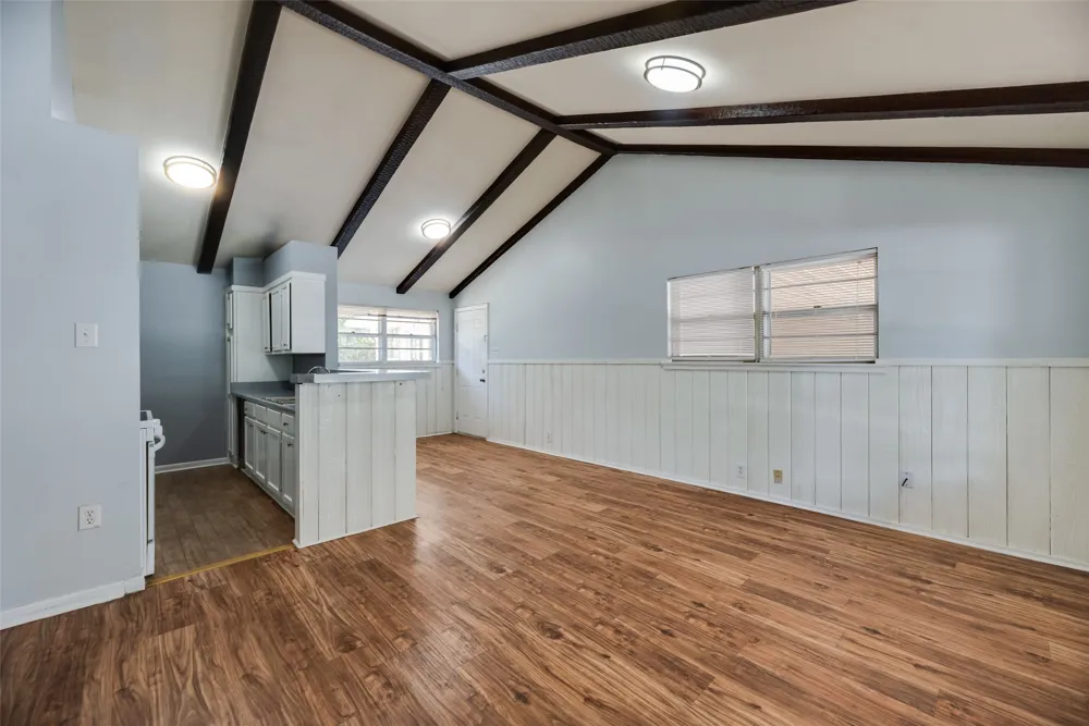 1716 Harris Street Gainesville, TX 76240