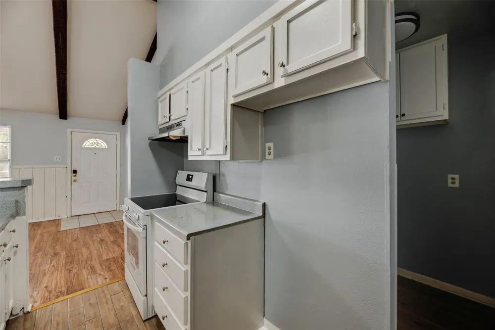 1716 Harris Street Gainesville, TX 76240