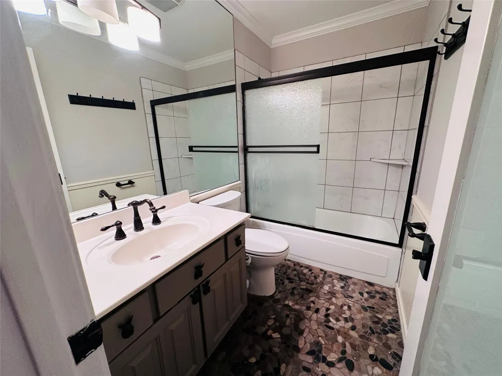4179 Pedernales E Athens, TX 75752