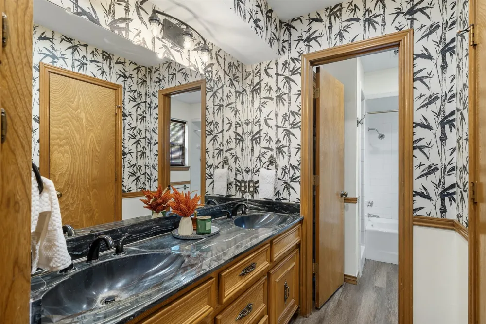 1609 E Farmers Road Seagoville, TX 75159