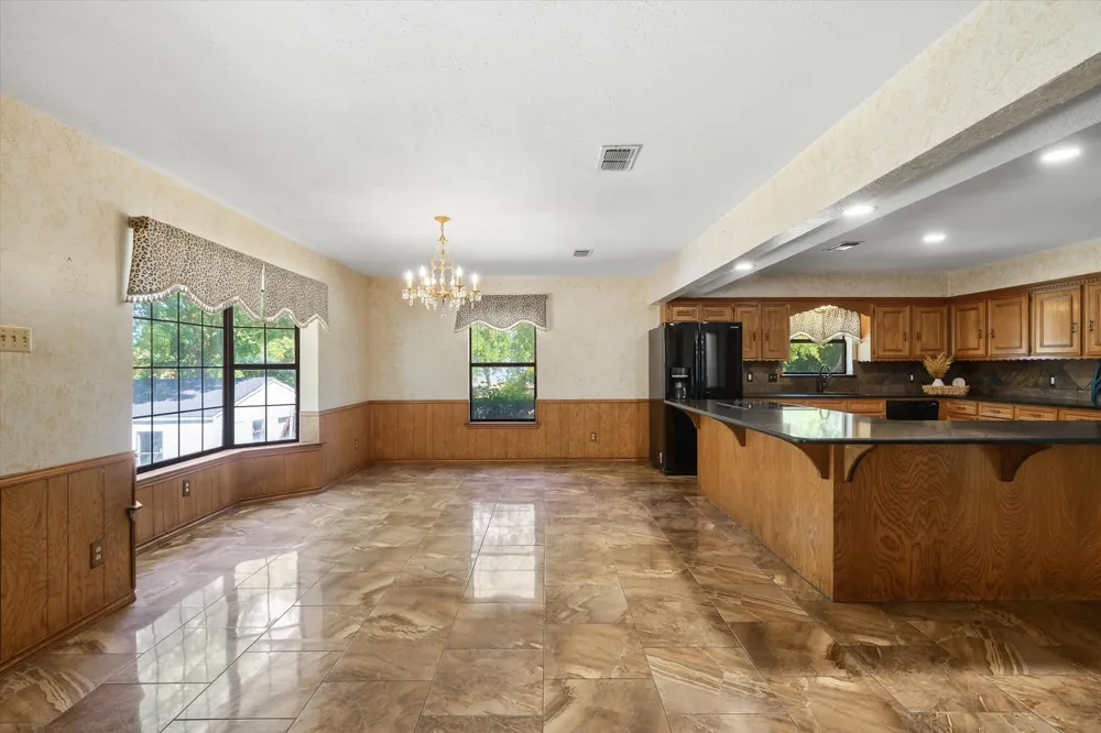 1609 E Farmers Road Seagoville, TX 75159