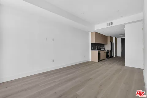 1808 Lincoln Boulevard
