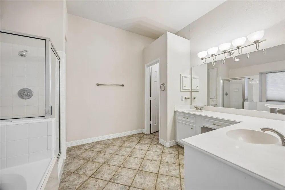 3419 Glastonbury Drive Pearland, TX 77581