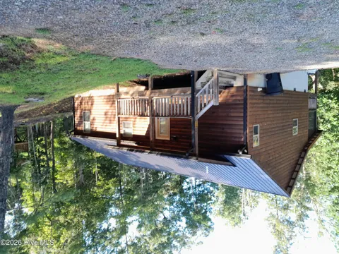 122 Woodcrest Drive