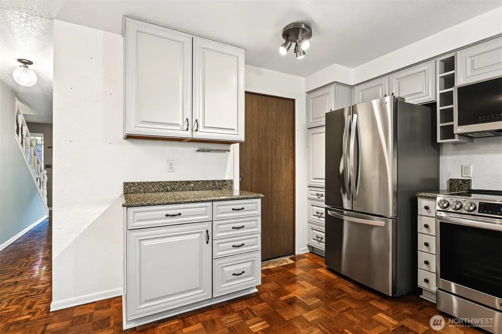 8719 238th Street SW #B3 Edmonds, WA 98026