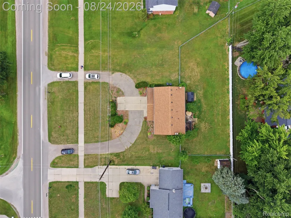 54266 Mound Road Shelby Charter Township, MI 48316