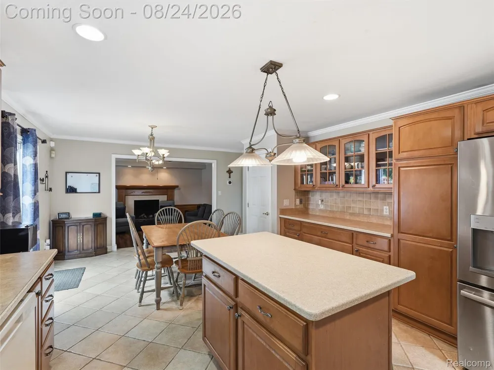 54266 Mound Road Shelby Charter Township, MI 48316