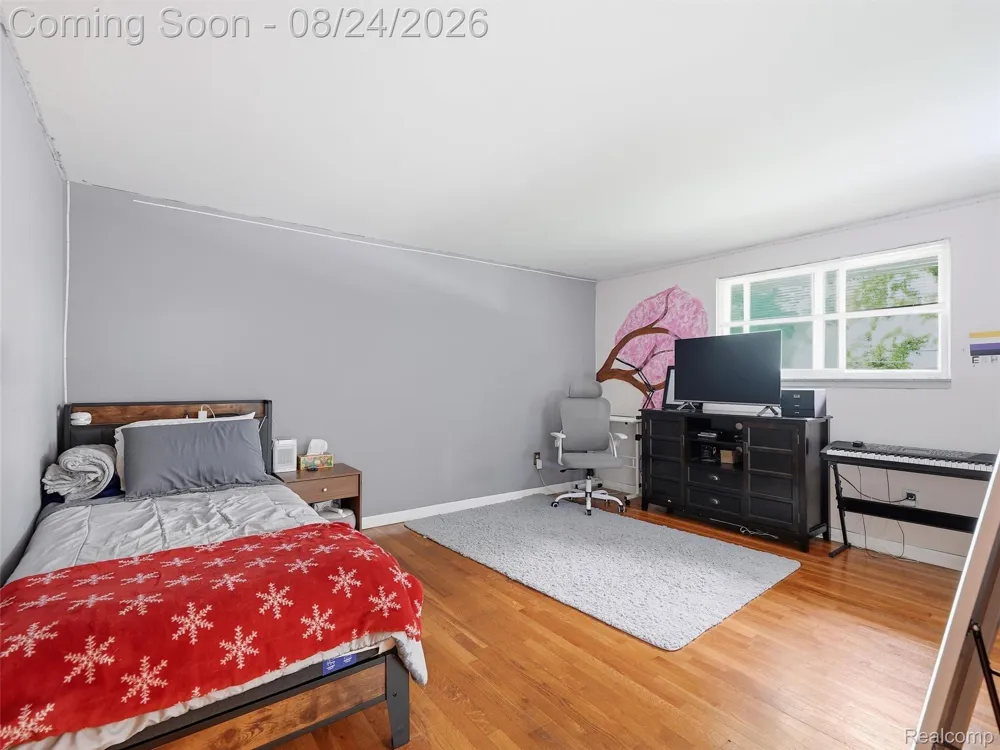 54266 Mound Road Shelby Charter Township, MI 48316