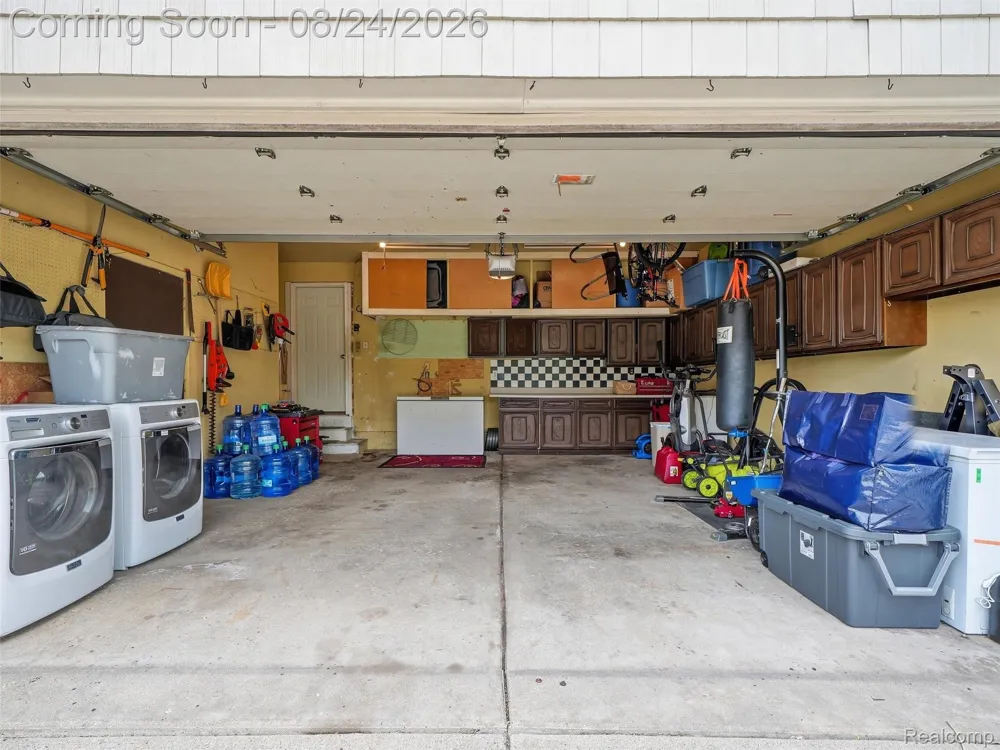54266 Mound Road Shelby Charter Township, MI 48316