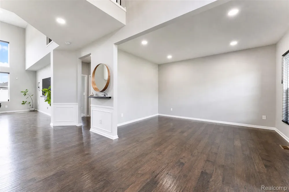 4146 Newgard Drive Orion Charter Township, MI 48359