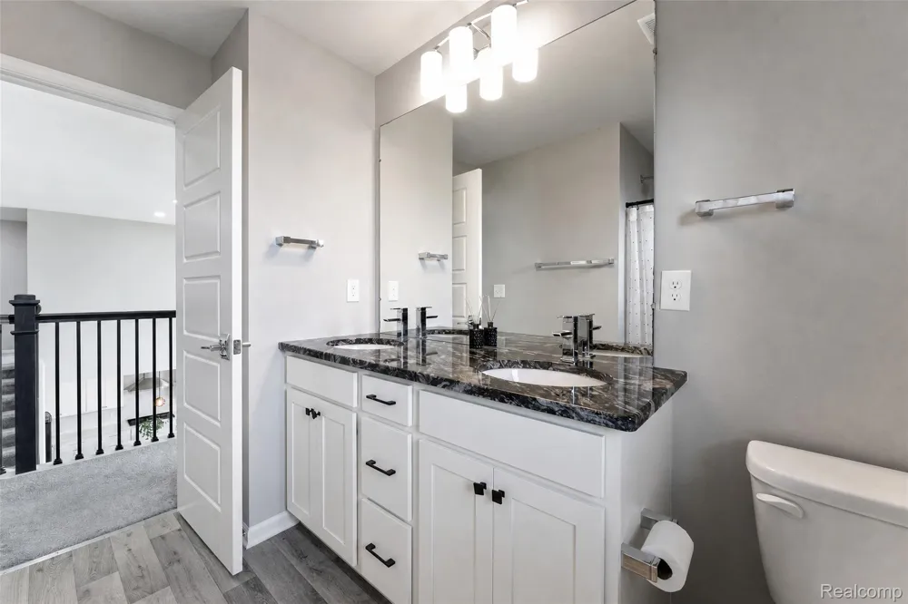 4146 Newgard Drive Orion Charter Township, MI 48359