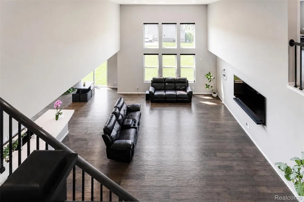 4146 Newgard Drive Orion Charter Township, MI 48359