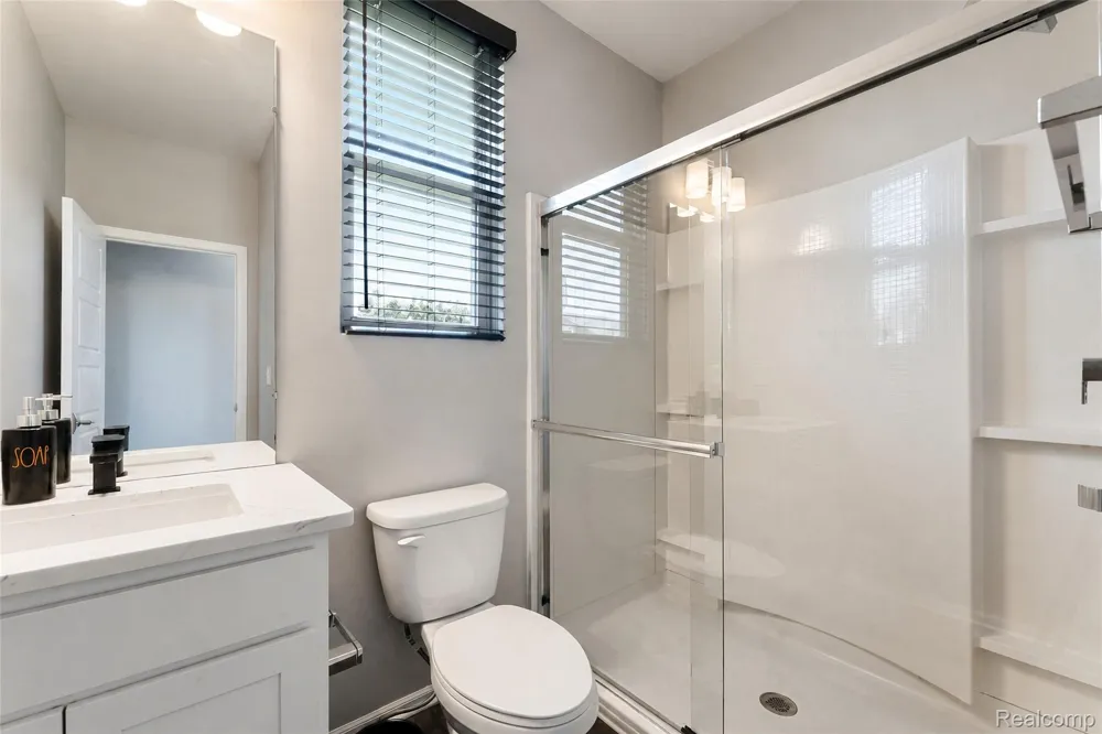 4146 Newgard Drive Orion Charter Township, MI 48359