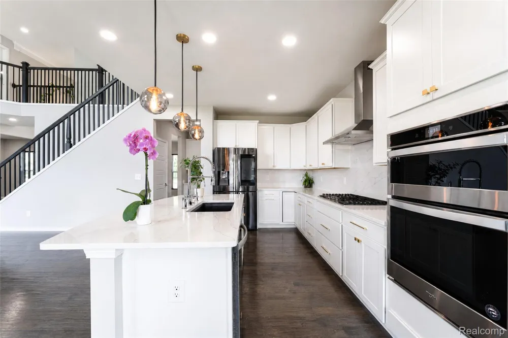 4146 Newgard Drive Orion Charter Township, MI 48359