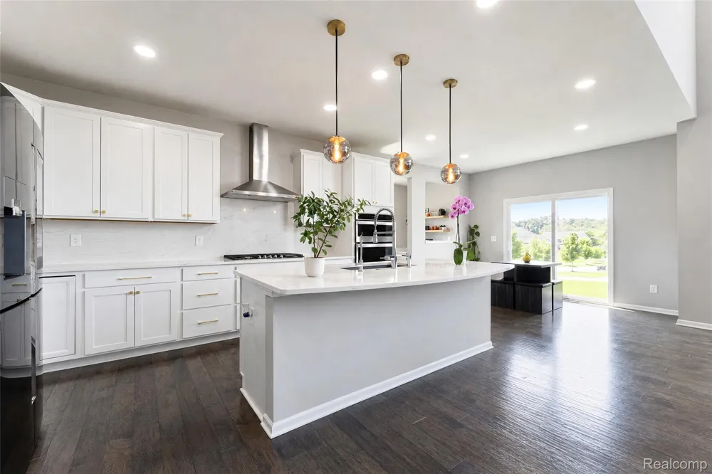 4146 Newgard Drive Orion Charter Township, MI 48359