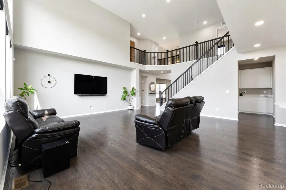 4146 Newgard Drive Orion Charter Township, MI 48359