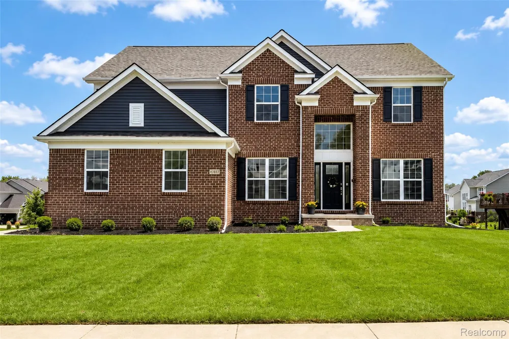 4146 Newgard Drive Orion Charter Township, MI 48359