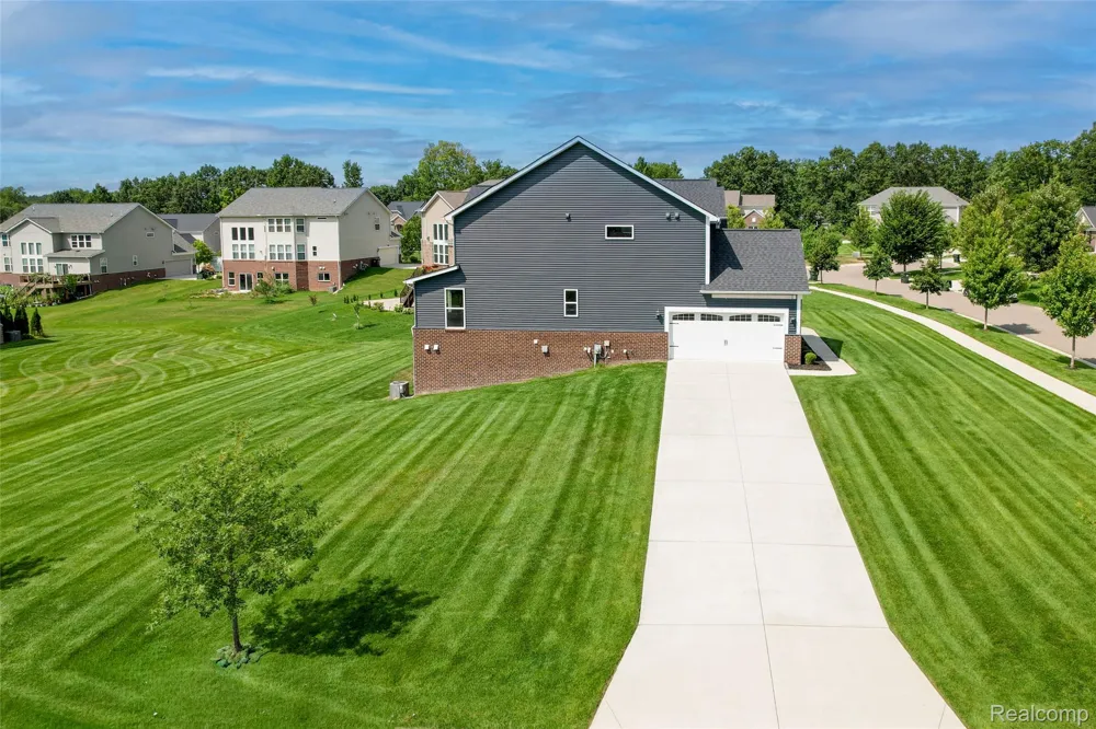 4146 Newgard Drive Orion Charter Township, MI 48359