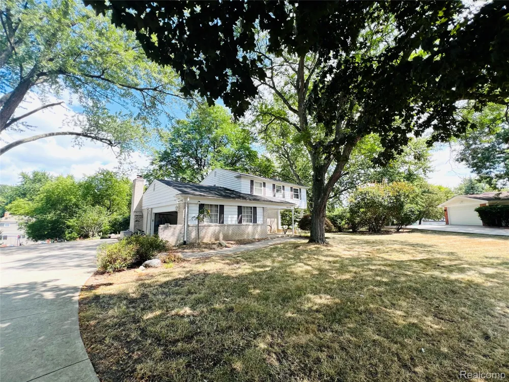 38138 Southfarm Court Farmington Hills City, MI 48167