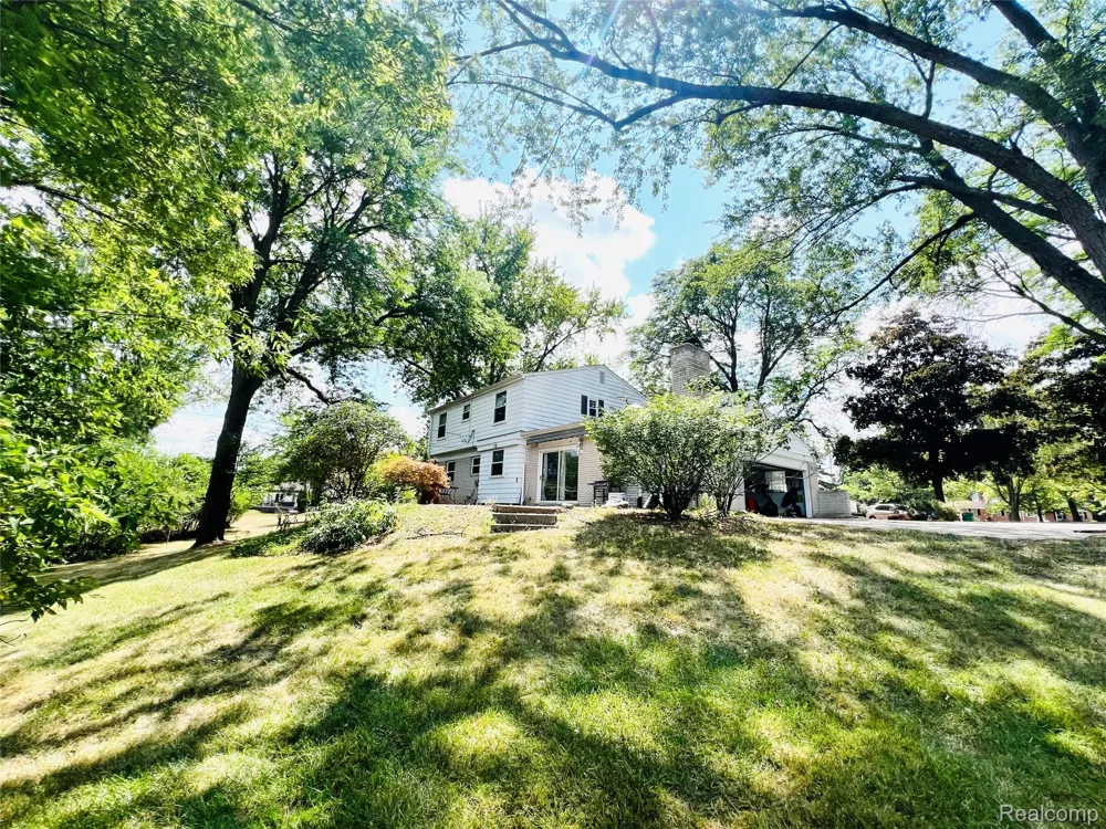 38138 Southfarm Court Farmington Hills City, MI 48167