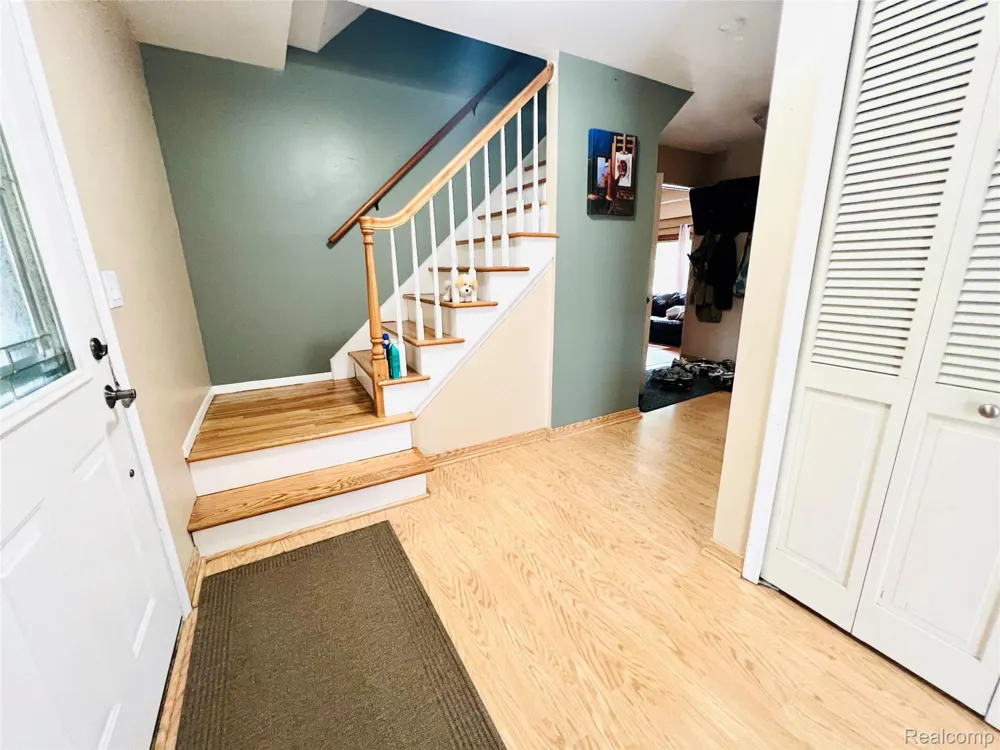38138 Southfarm Court Farmington Hills City, MI 48167