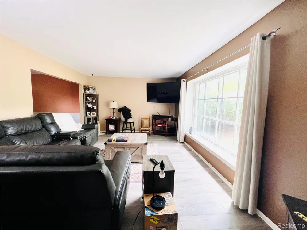 38138 Southfarm Court Farmington Hills City, MI 48167