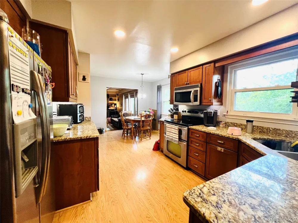 38138 Southfarm Court Farmington Hills City, MI 48167