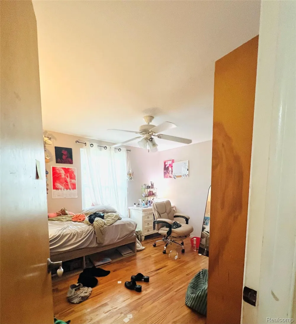 38138 Southfarm Court Farmington Hills City, MI 48167
