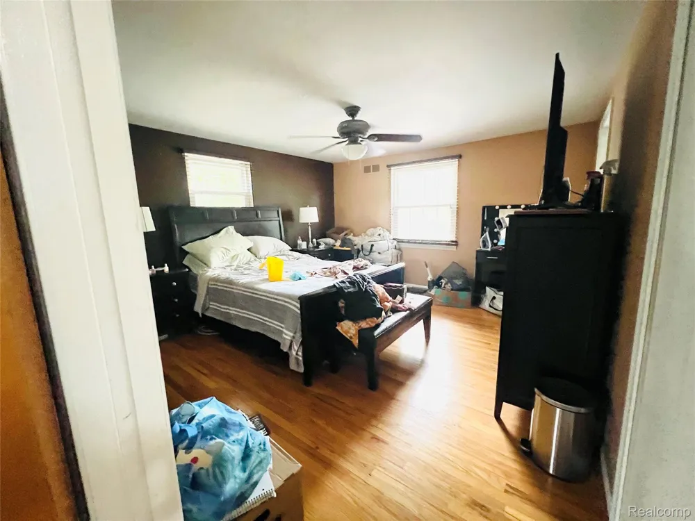 38138 Southfarm Court Farmington Hills City, MI 48167