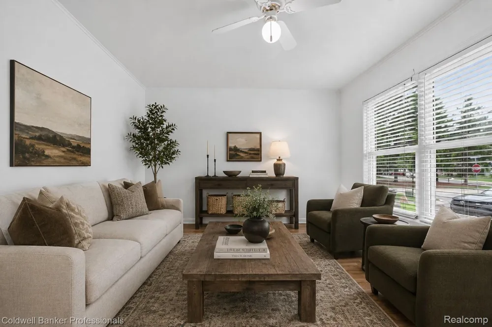 902 Little Hill Court Rochester Hills City, MI 48307